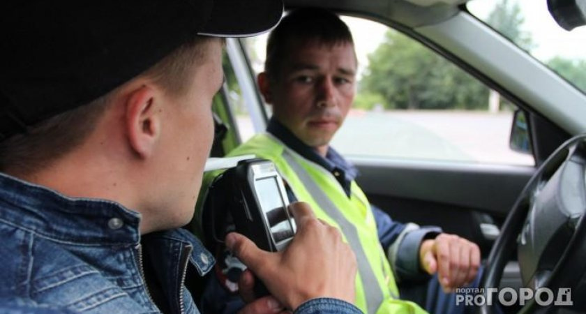 Вступил в силу приказ, запрещающий уклонистам от военной службы управлять автотранспортом