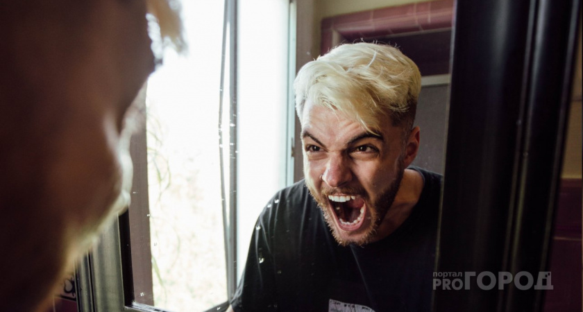 Самые настоящие изверги: мужчины с этими Знаками Зодиака абьюзеры в отношениях