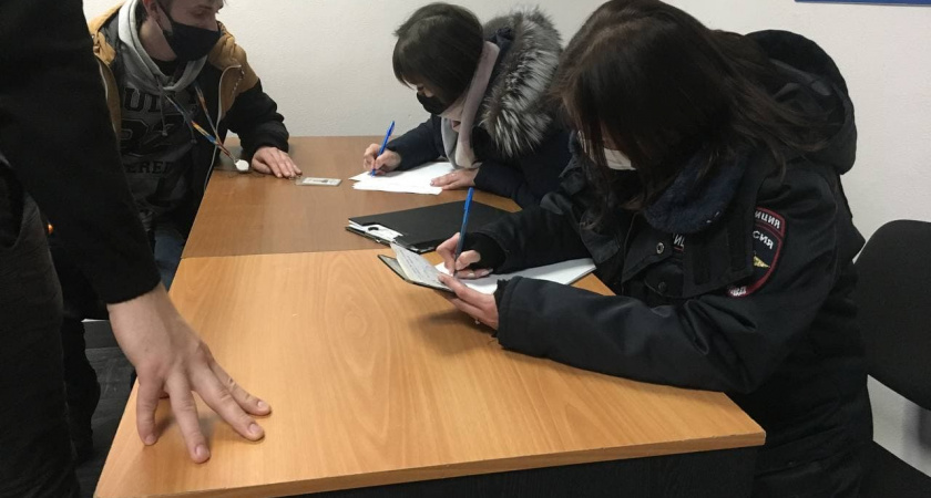 В Ухте задержан курьер телефонных обманщиков, ограбивший шестерых пенсионерок