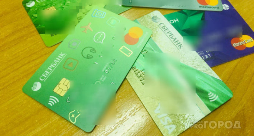 В Коми 10-летняя девочка оставила маму без 390 тысяч рублей