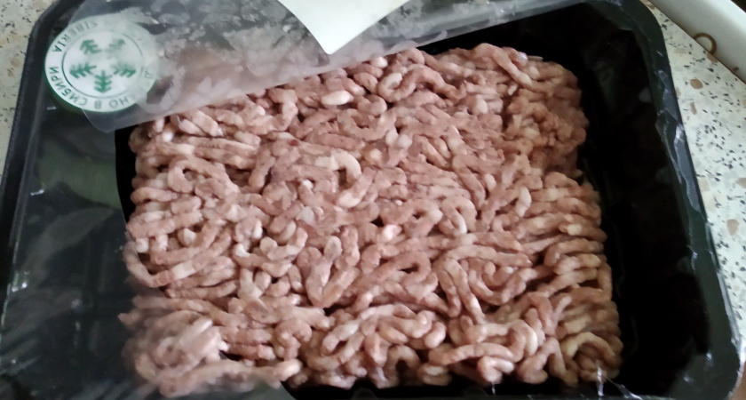 Роскачество исследовало нездоровые марки мясного фарша