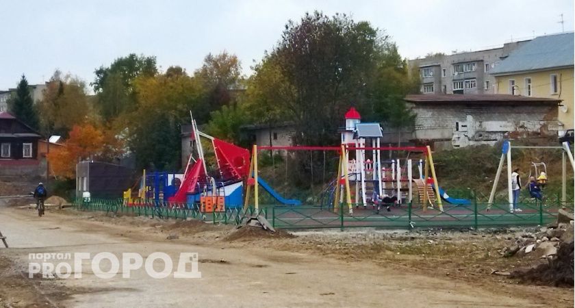 В Сосногорске детские площадки не отвечали нормам безопасности