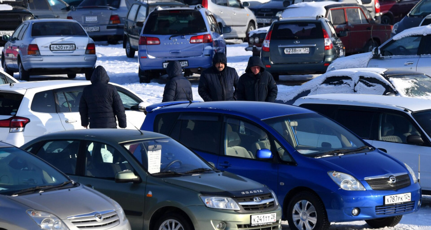 В России зафиксирован растущий дефицит на рынке автомобилей