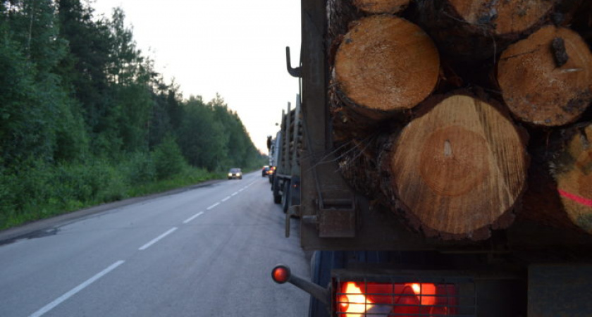 В Коми определят сумму ущерба дорогам от грузовых автомобилей