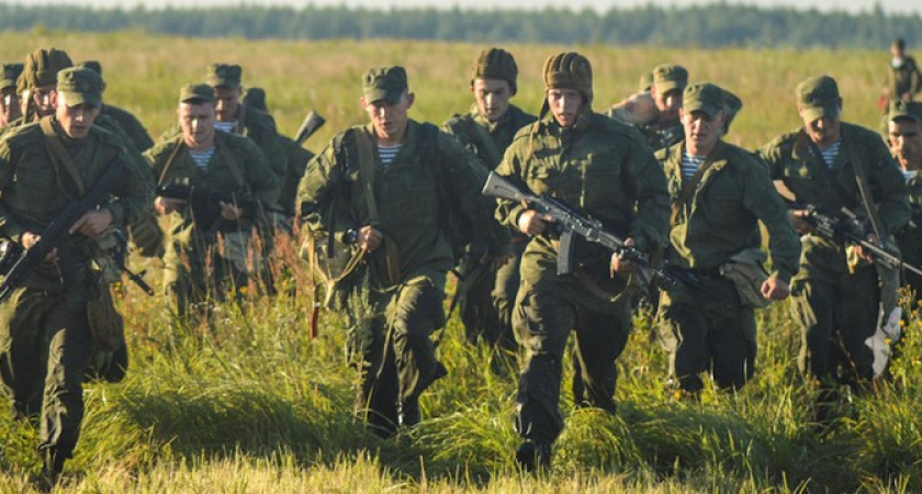 «Нужно мобилизовать большую часть мужского населения»: военкоры прогнозируют ситуацию в зоне СВО 