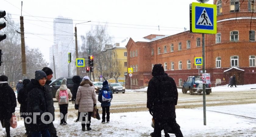Эксперты назвали имена мужчин, которые никогда не пишут женщинам первыми после свидания