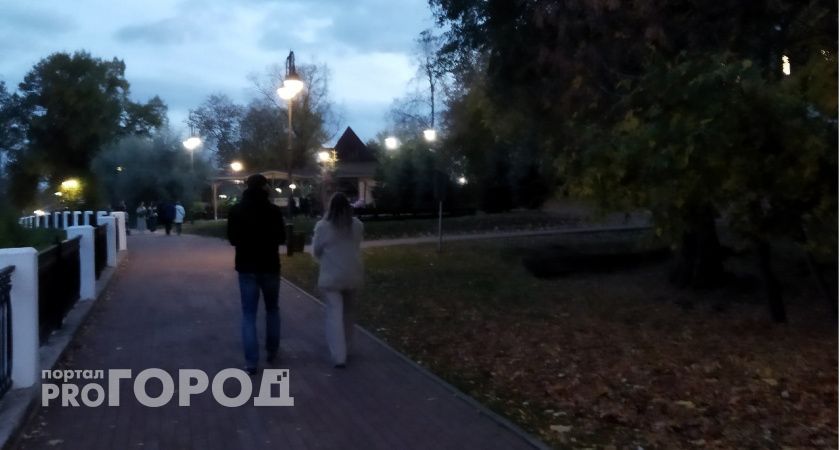 Названы имена женщин, которые могут влюбиться с первого взгляда
