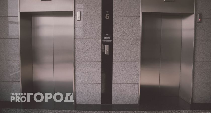 В Коми заменят 169 лифтов