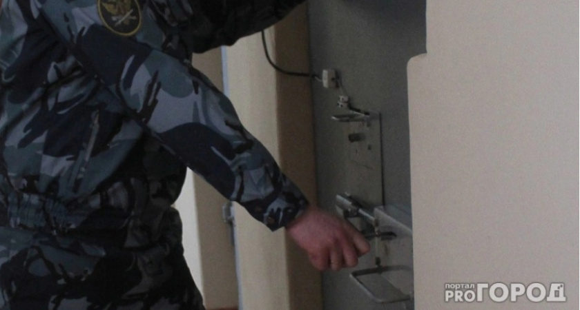 В Коми осужденный собирал деньги "в общак" экстремистскими методами