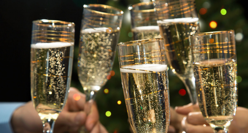 Отрава с пузыриками: Роскачество назвало шампанское, которое брать точно не стоит