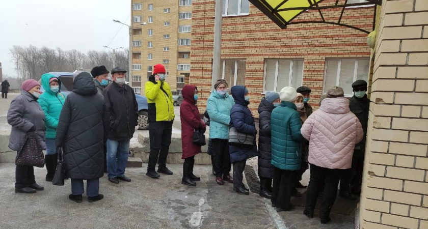 Решено повысить сразу до 44 тыс. рублей: пенсионерам объявили о новом приятном решении государства