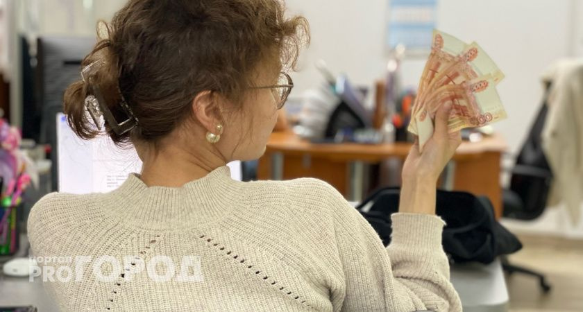 МРОТ в России вырастет до 35 тысяч рублей