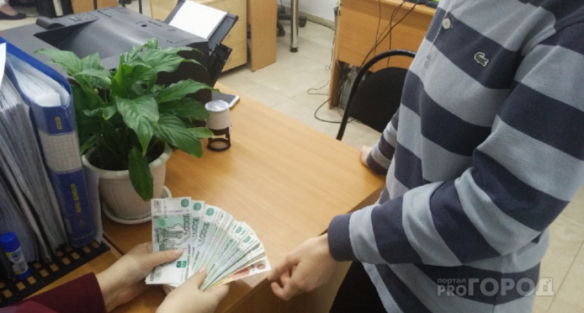 В декабре среднемесячная зарплата в Коми составила около 100 тысяч рублей