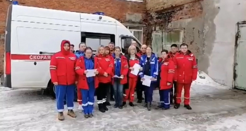 Фото к статье: Владимир Уйба будет добиваться от федералов повышения выплат медикам из малых городов и районов