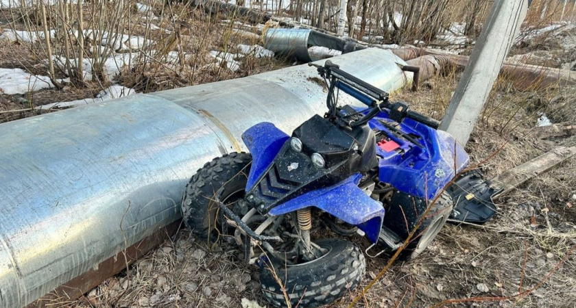 В Сосногорске дети серьезно пострадали после того, как на квадроцикле улетели в кювет