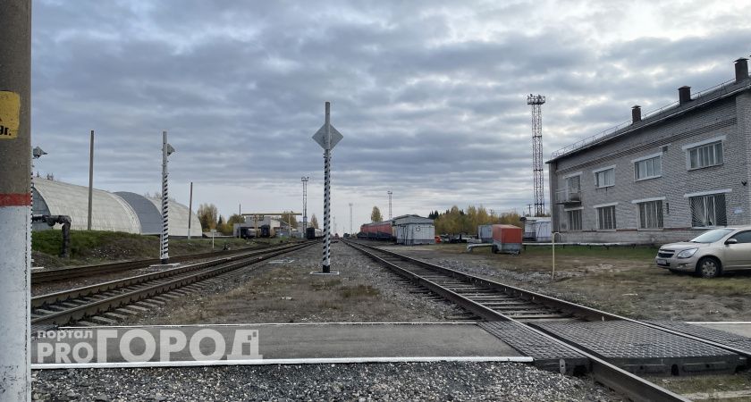 В Ухте проводится проверка по факту схода поезда с путей