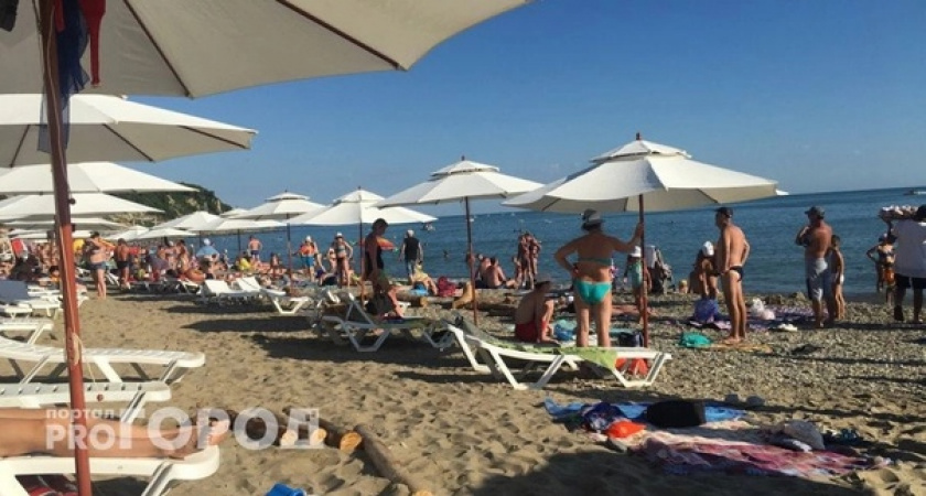 В Турции ходить на пляжи теперь категорически запрещено. Туристам грозит штраф в 12 тысяч долларов