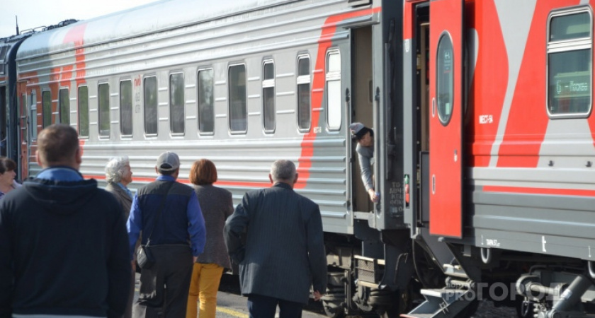 Теперь не пускают: в РЖД ввели новые правила прохода в вагоны поездов