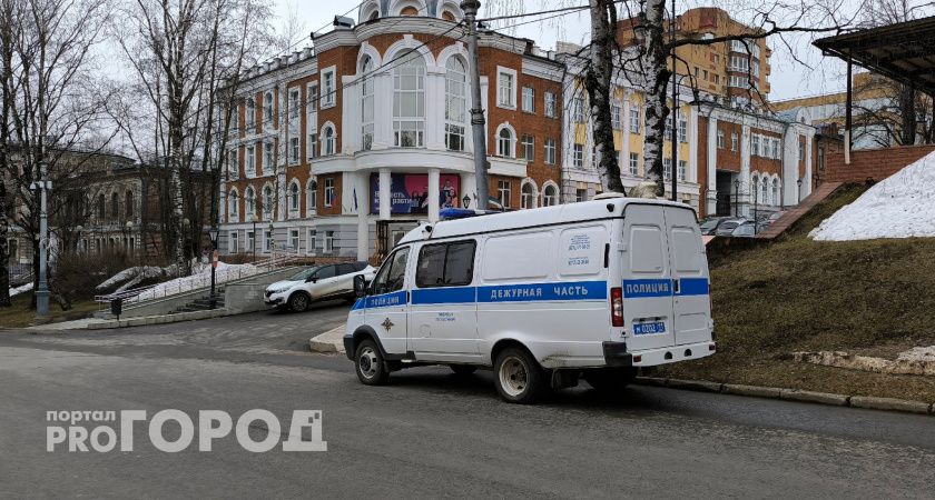 62-летняя жительница Коми осуждена за нападение на сотрудника МВД