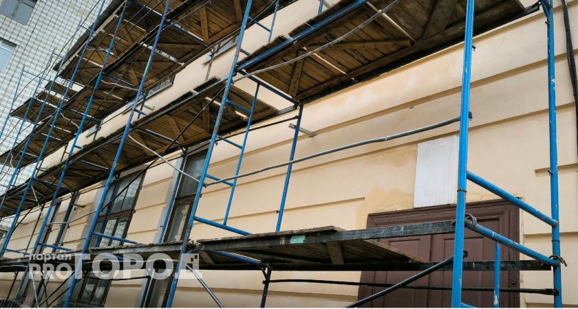 В Коми при ремонте одной гимназии нашли артефакты вековой давности