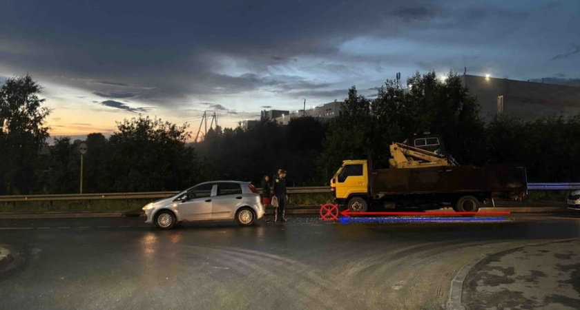 В жестком ДТП с грузовиком и Fiat в Коми пострадала 31-летняя женщина