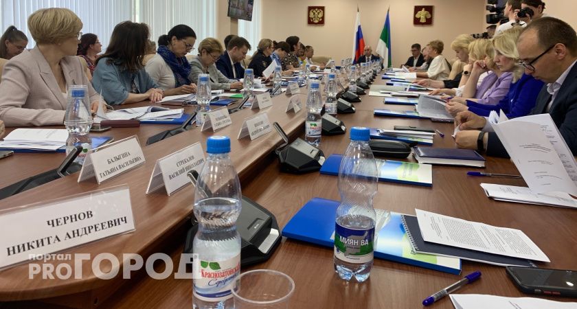 На муниципальные выборы в Коми кандидатов представили 6 политических партий