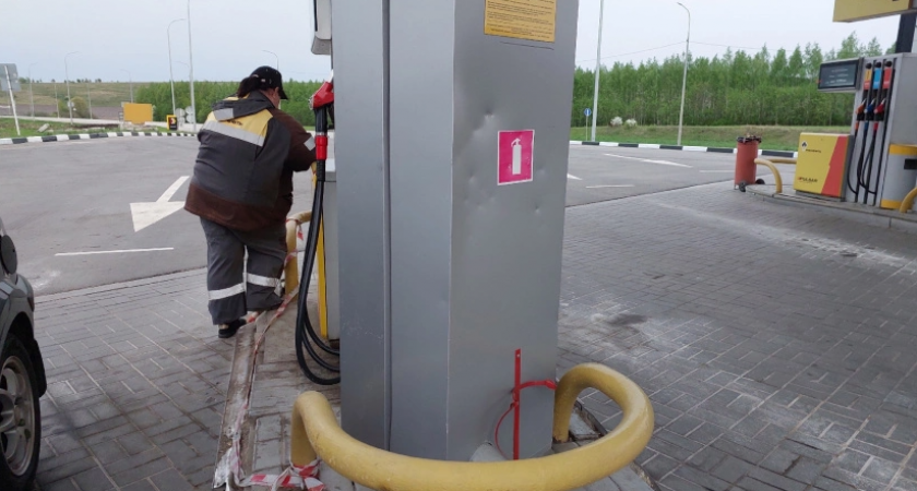 Работу одной из газозаправочных станций в Коми приостановили