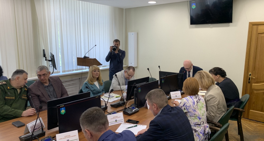 Ухтинцев пригласили на “Книжную жемчужину”