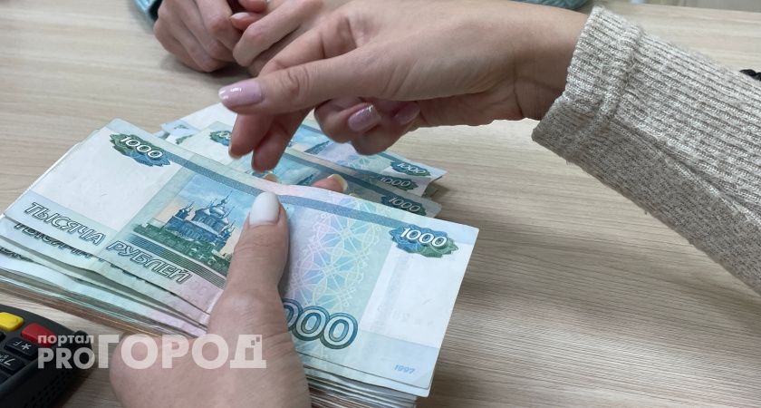 В Ухте 72-летняя пенсионерка отдала мошенникам больше 6 млн рублей