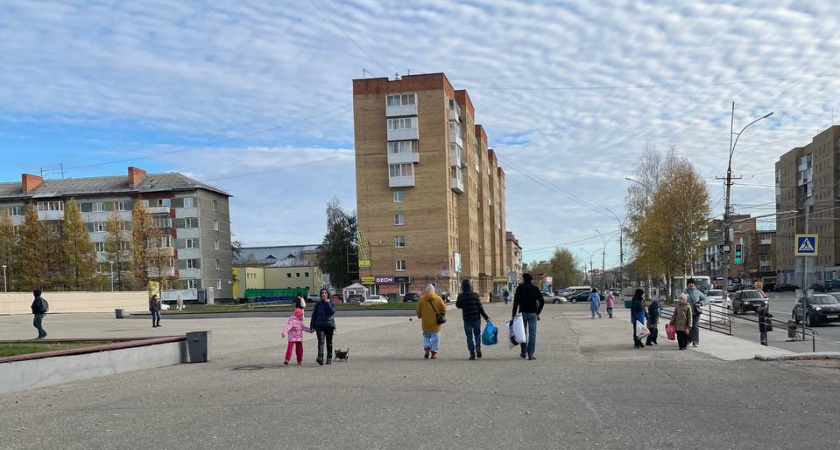 Сбережения превратятся в пыль: новая волна девальвации обнулит накопления россиян осенью, как было в лихие 90-е