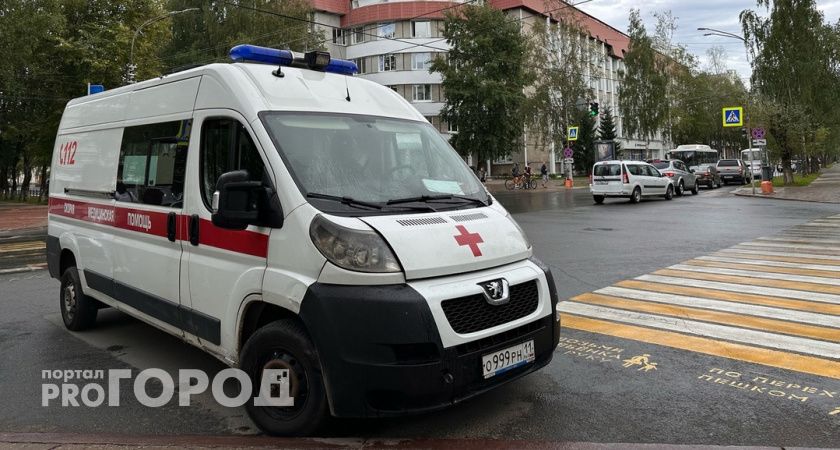 Жительница Коми упала, пытаясь спуститься с 5-го этажа по занавеске