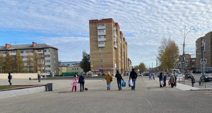 Сбережения превратятся в пыль: новая волна девальвации обнулит все накопления россиян осенью, как было в лихие 90-е