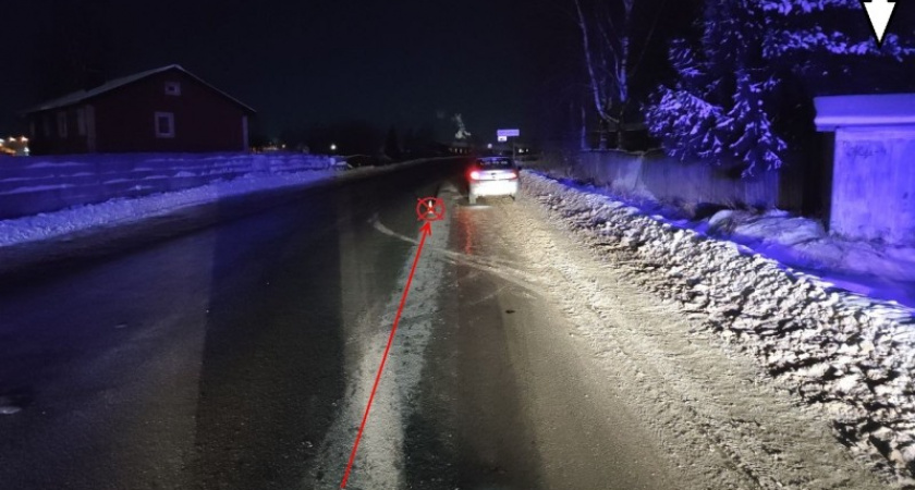 В столице Коми пассажир такси прямо на ходу выпрыгнул из машины 