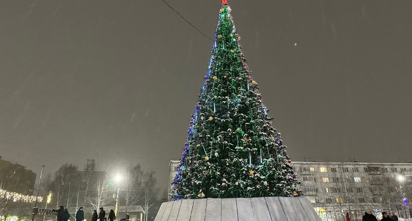 Открытие новогодней елки в Ухте