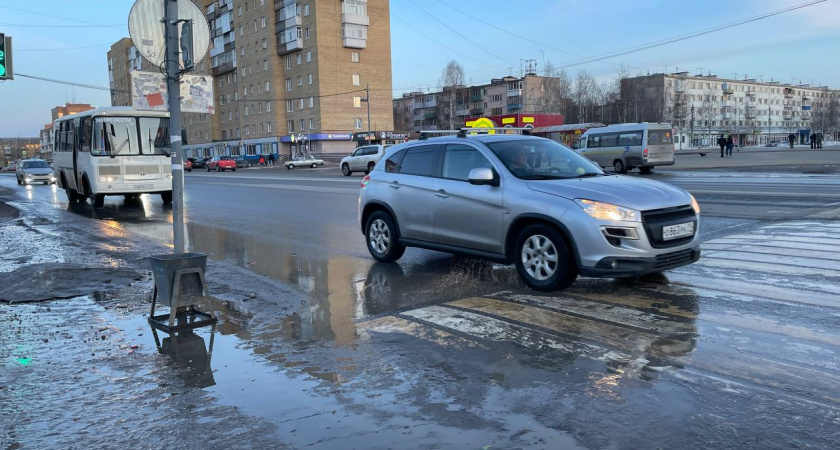 Если автомобиль старше 10 лет. Автомобилистов предупредили о новых штрафах за возраст машины