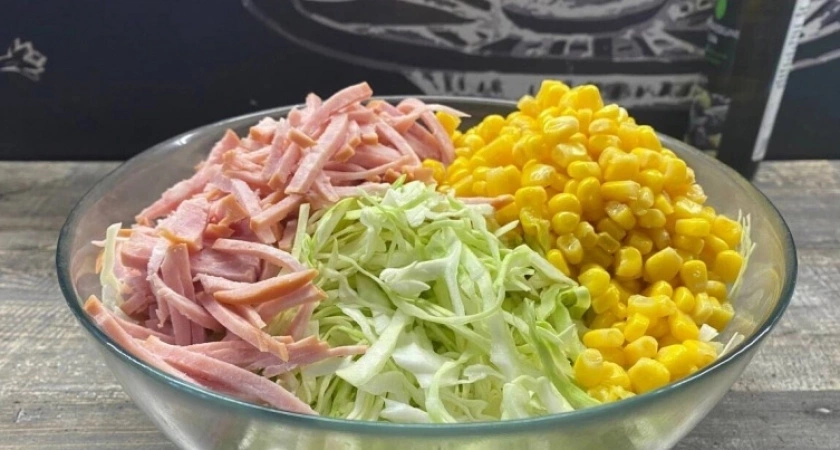 Простой салат, который поможет похудеть к лету: всего три ингредиента, которые всегда есть на кухне