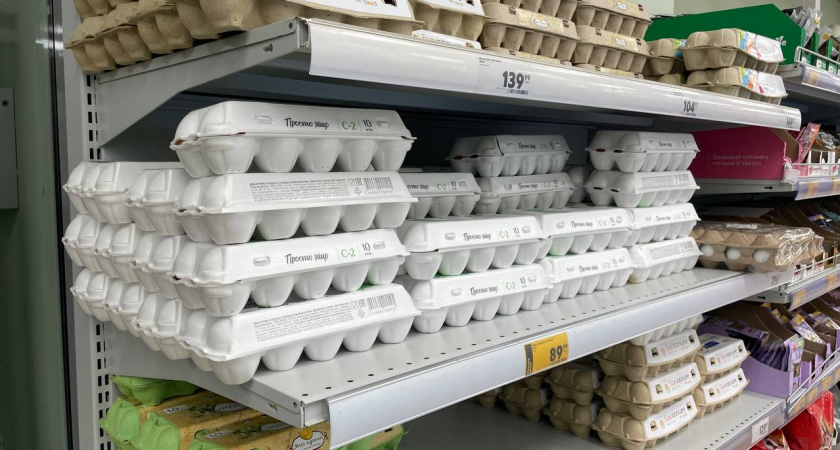 Берите сразу два десятка: в Роскачестве назвали лучшие марки куриных яиц для блинов на Масленицу