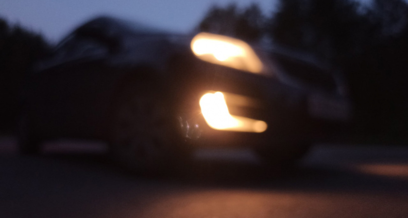 В Коми угонщик автомобиля застрял в сугробе и был пойман