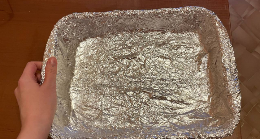 Что не следует запекать в фольге — вот 5 продуктов-исключений. Запомните их