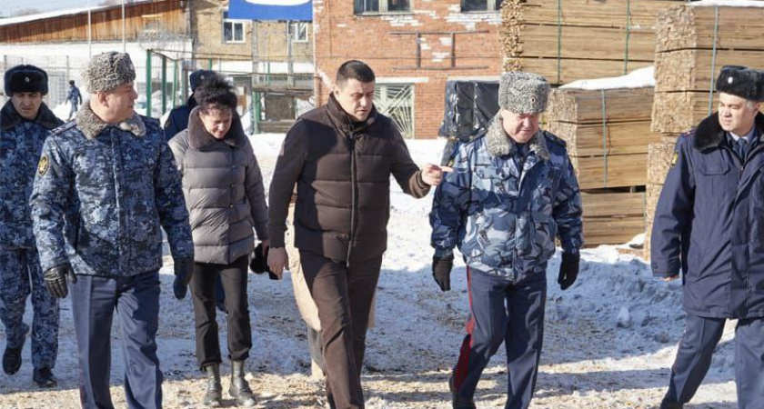 Дмитрий Братыненко посетил сыктывкарскую ИК-25