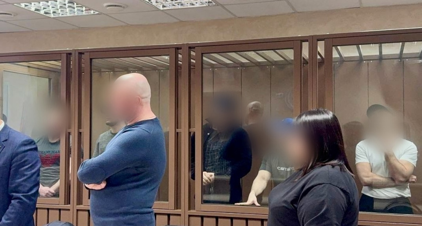 185 тысяч рублей ущерба: сыктывкарская банда расплатится за налеты на ночные клубы