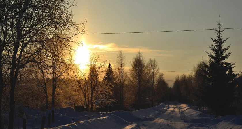 Весеннее солнце вопреки морозу: Ухта готовится к 8 марта