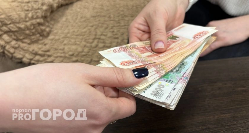 Фото к статье: В Коми администрация одного из районов купила иномарку за два миллиона рублей