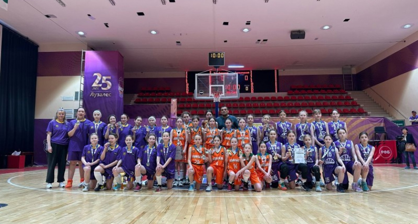 Баскетболистки из Ухты завоевали бронзу на первенстве Республики Коми