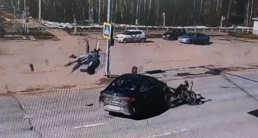В Коми двое подростков пострадали в аварии на питбайке: врачи рассказали об их состоянии