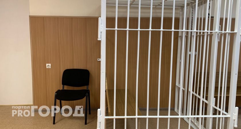 Убийство стулом и кулаками: суд вынес приговор жителю Коми