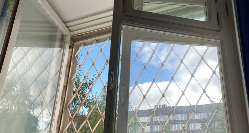 Просто повесьте это на ручку двери и в квартире вмиг станет прохладно - и кондиционер не нужен