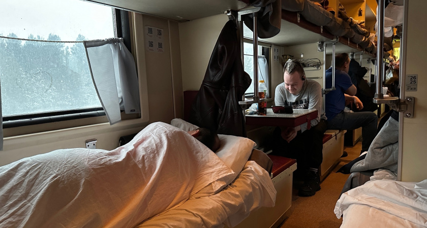 Все ждут, пока вы выйдете: 9 привычек пассажиров, которые раздражают проводников и попутчиков