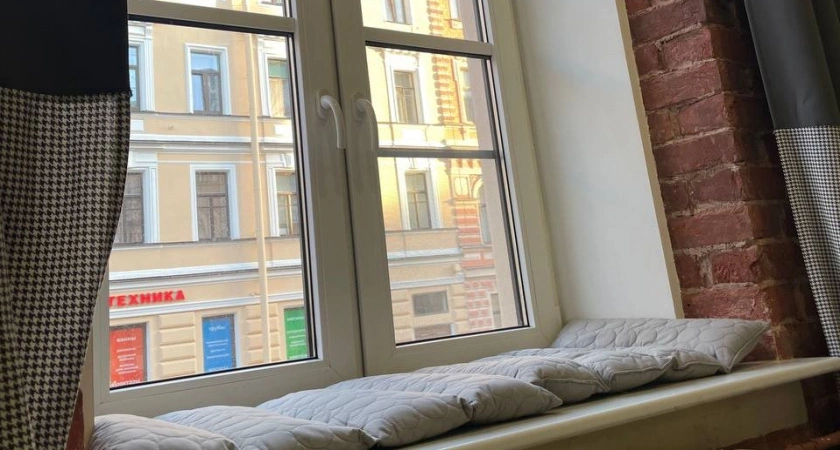 На окна ничего не клею и кондиционер не покупаю: стащила идею у южан — дома свежо даже в адскую жару