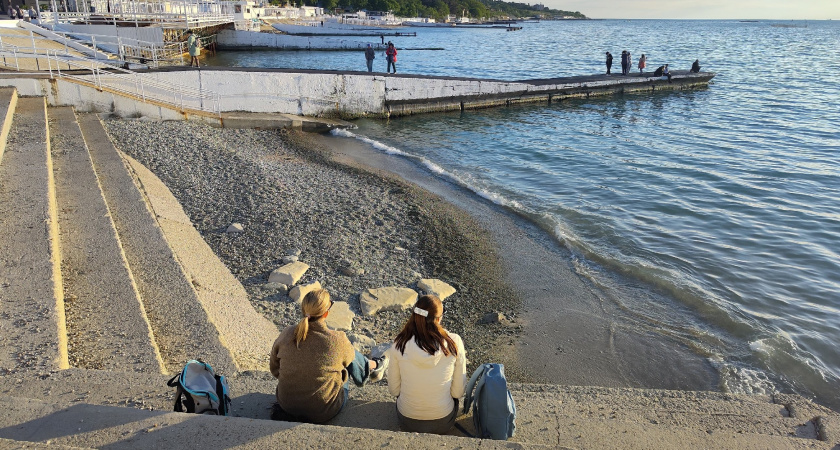 "Люди мерзкие, море грязное": российские туристы дали честный отзыв о курортах Черного моря